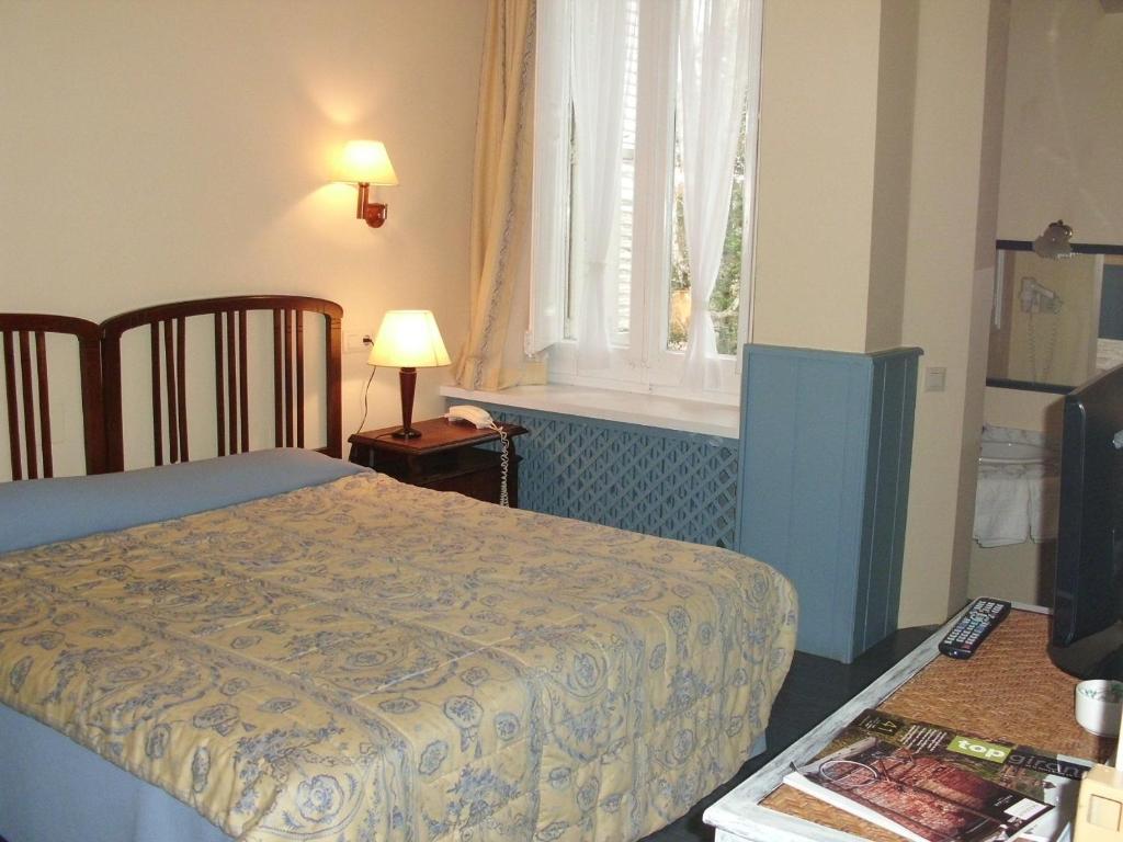 Hotel Xalet La Coromina Viladrau Ruang foto
